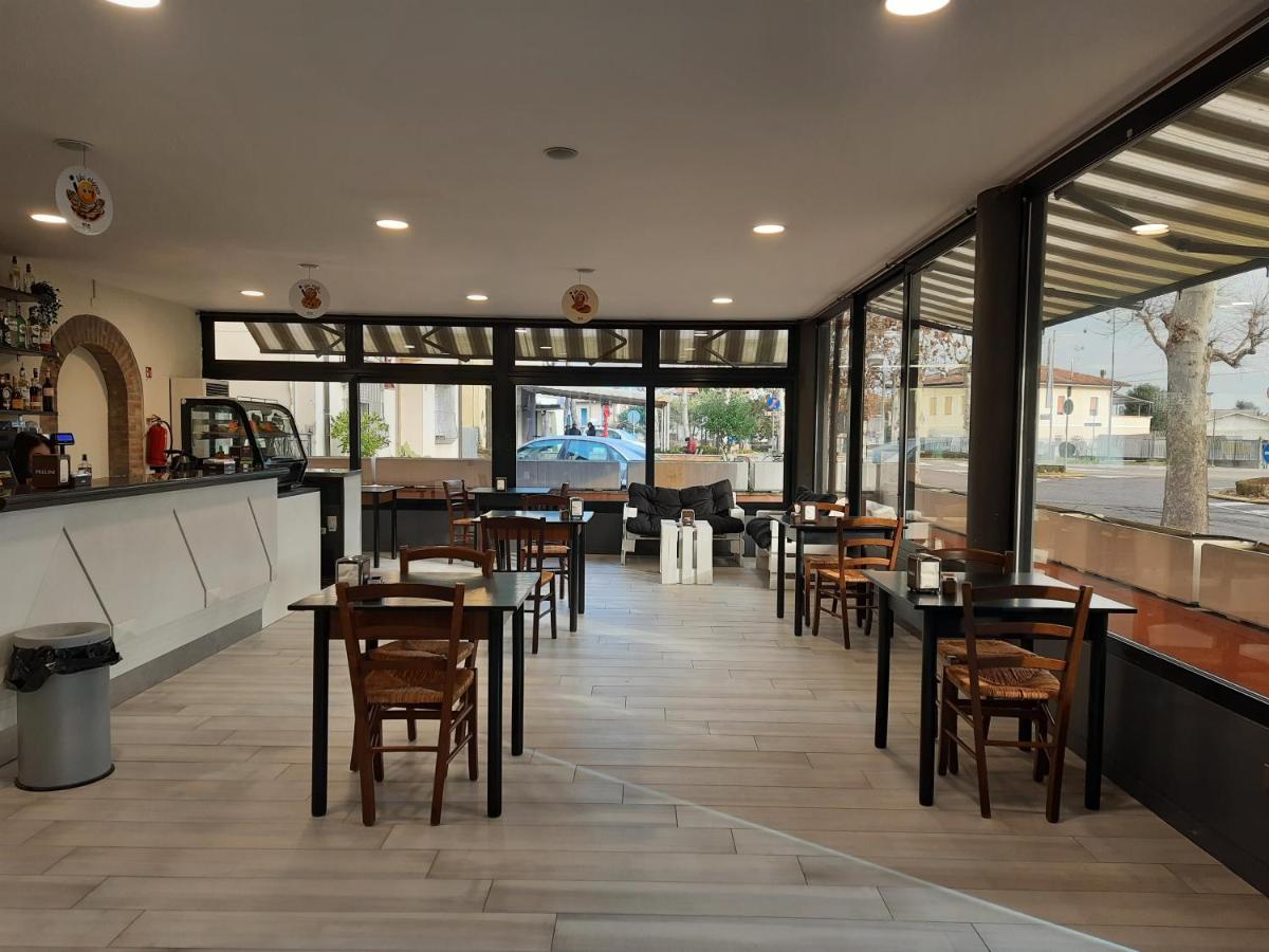 R&B Hotel Alfonsine Kültér fotó