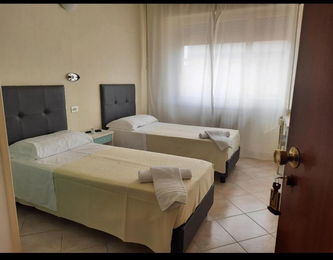 R&B Hotel Alfonsine Kültér fotó